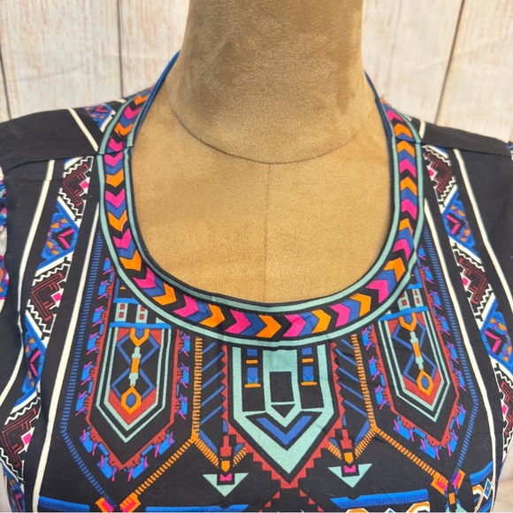 Flying Tomato Colorful woven Tribal Crop Top, full zip back, Aztec, women’s L - Picture 3 of 8